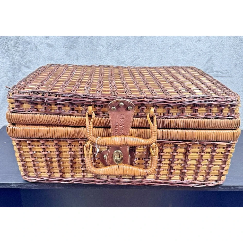 Grey Goose Wicker Picnic Basket Case Storage Box 18x12x8 Lined Vintage